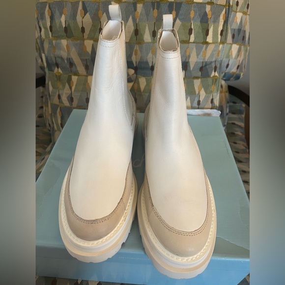 New Seychelles ivory leather chelsea boots sz 8 $170 - Picture 3 of 8